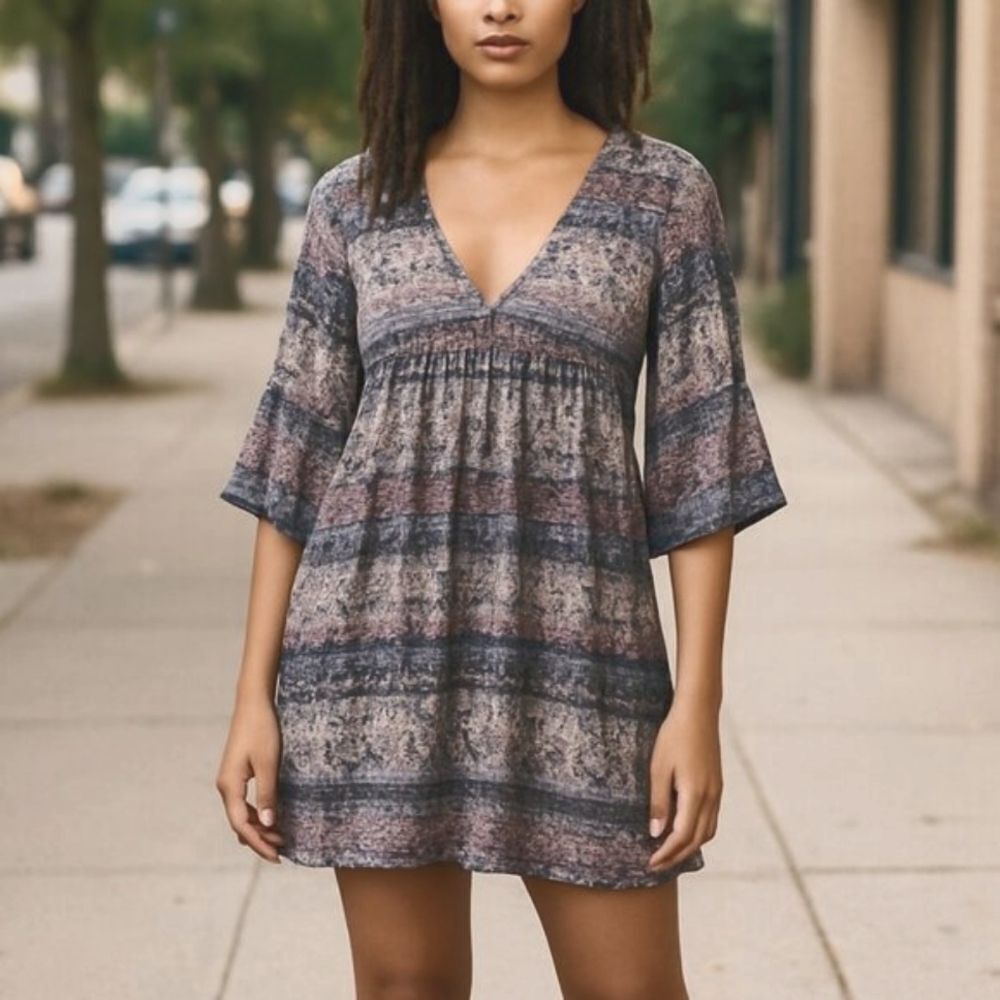 CHARMING CHARLIE Women's Vintage V -Neck Multicolor Summer Dress Size S